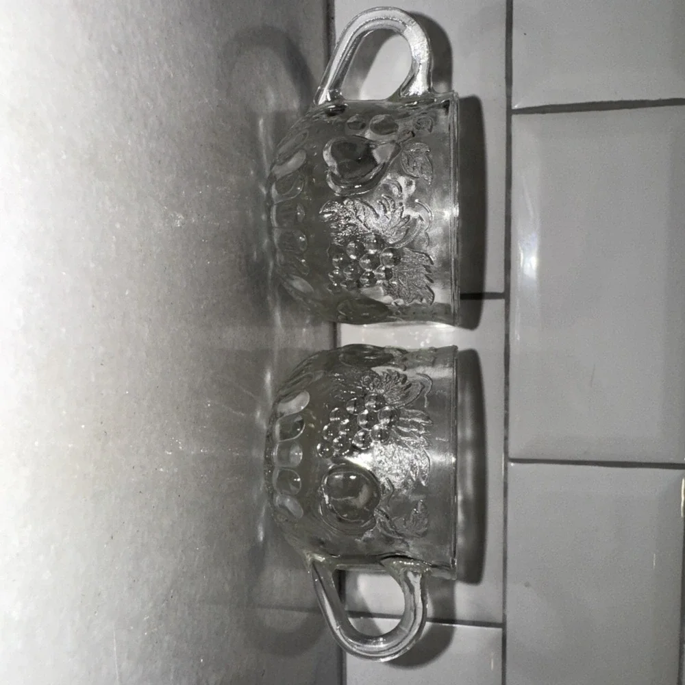 Vintage JEANETTE GLASS‎ Della Robbia Fruit Design Punch Cups Set Of 2 OLA51